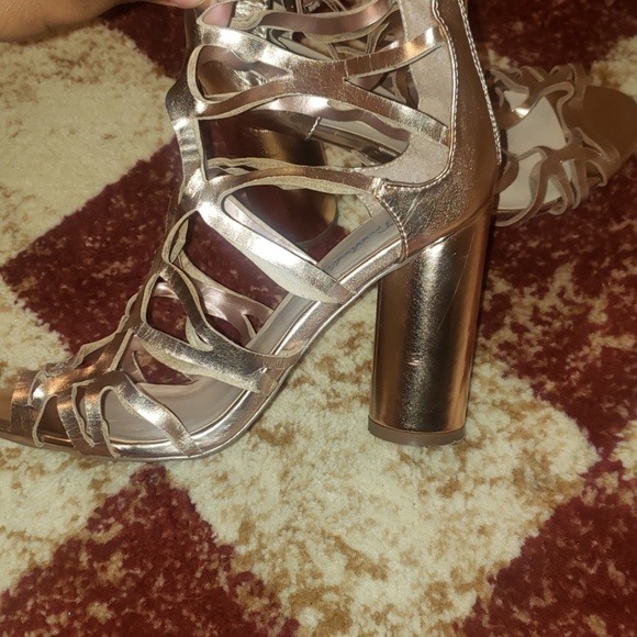 Breckelle's Rose Gold caged heels 7.5 - Picture 2 of 2